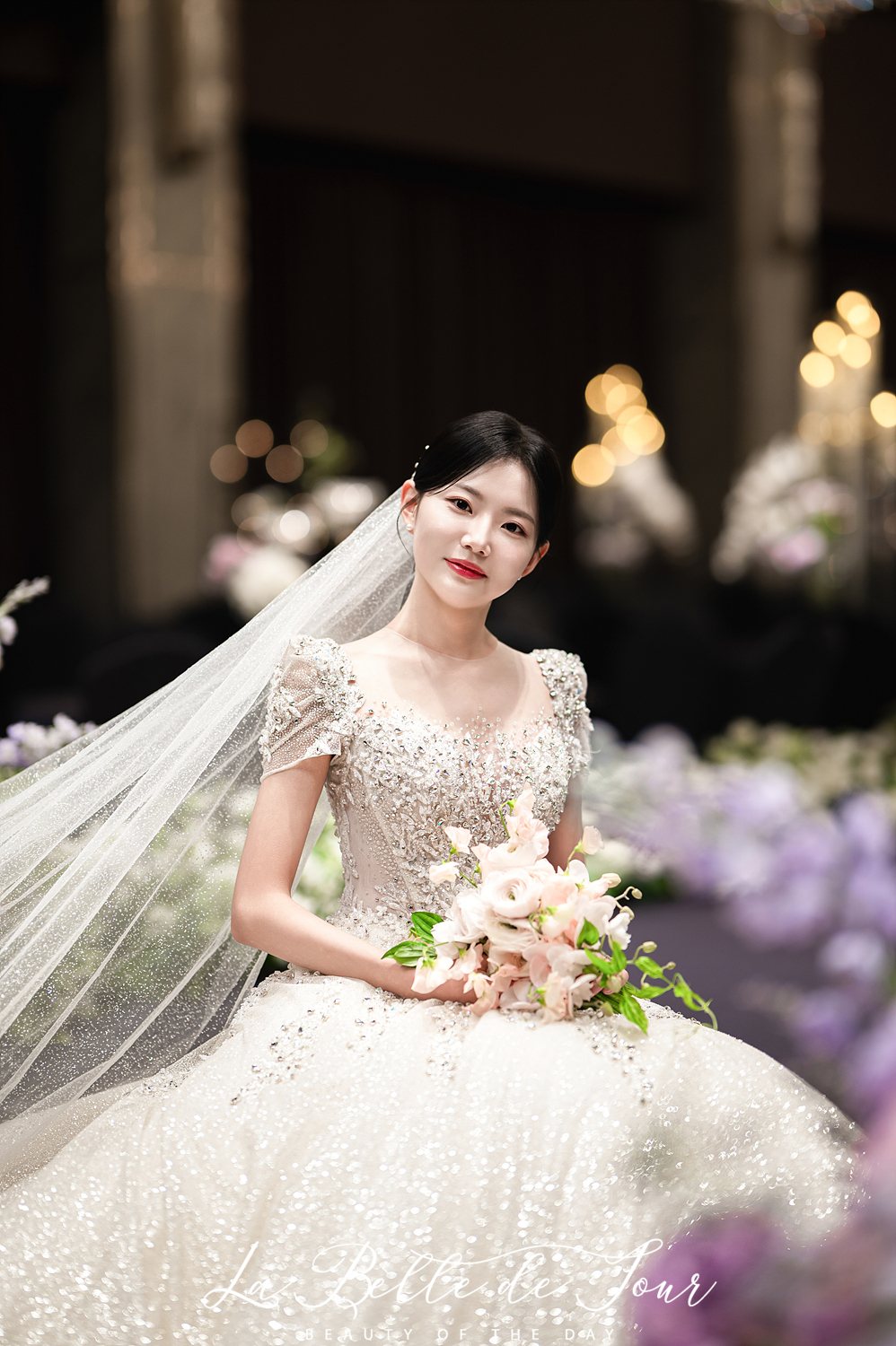 라벨드쥬 로얄파크컨벤션 로얄홀 본식스냅 — 커플 버진로드 입장