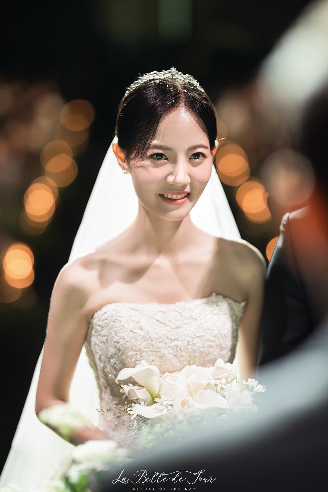 라벨드쥬 소노펠리체컨벤션 본식스냅 — 커플 인물