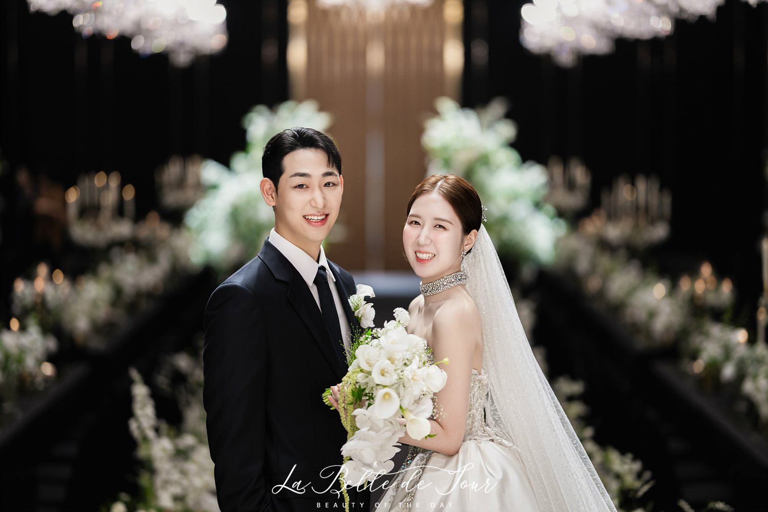 라벨드쥬 신사 더컨벤션 본식스냅 — 신부 단독