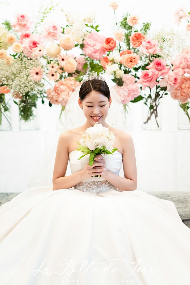 라벨드쥬 롯데호텔월드 크리스탈볼룸 본식스냅 — 샹들리에