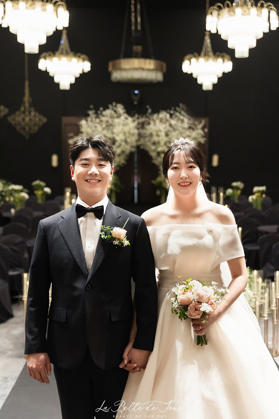 페이지웨딩 모던홀 본식스냅 사진 2